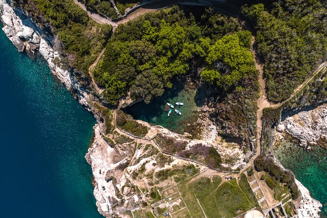 Small group paddle boarding tour to Bagni Regina Giovanna - What the price includes, and what it does not