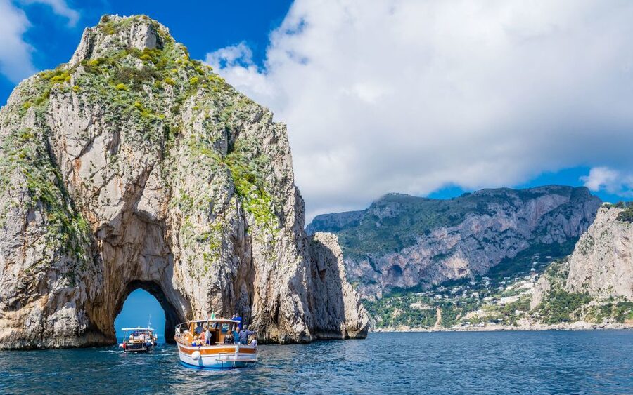 Sorrento: Capri and Blue Grotto Boat Cruise with Drinks - Who will enjoy this half-day cruise