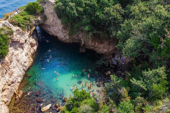 Sorrento Coast Cruise with Limoncello Tasting - Weather, comfort, and booking details