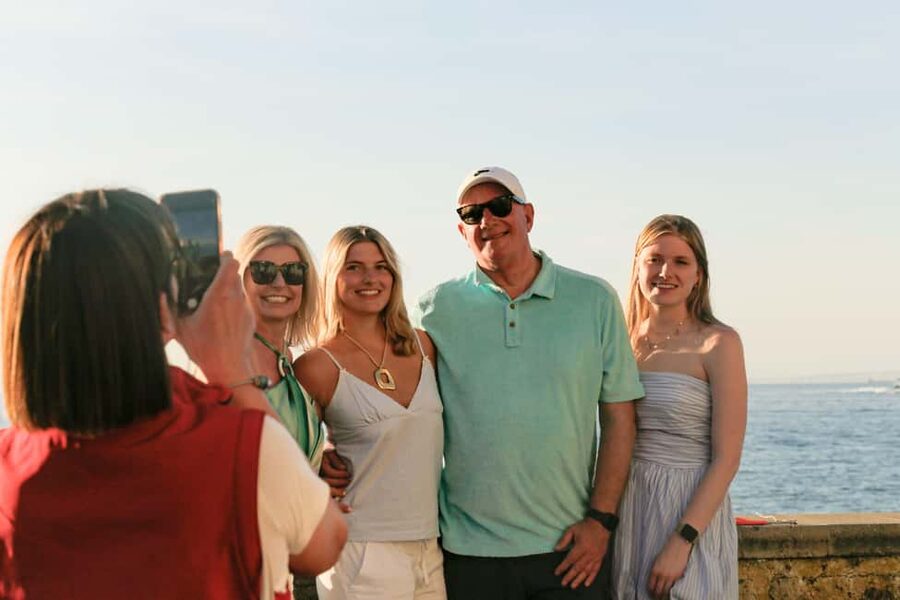 Sorrento: Guided Walking Tour & Street Food Experience - Tasso Square and the city’s central landmarks