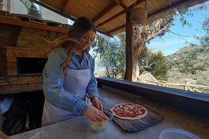 Sorrento Pizza Class with Wine, Limoncello and Transfer Included - Farm food turns the class into dinner