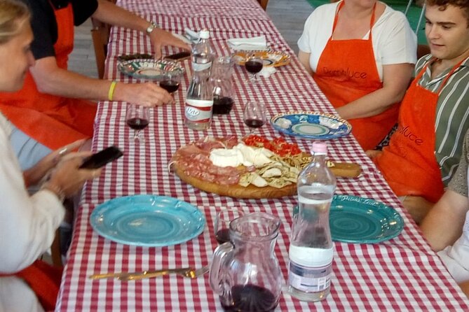 Sorrento Pizza Class with Wine, Limoncello and Transfer Included - Should you book it?