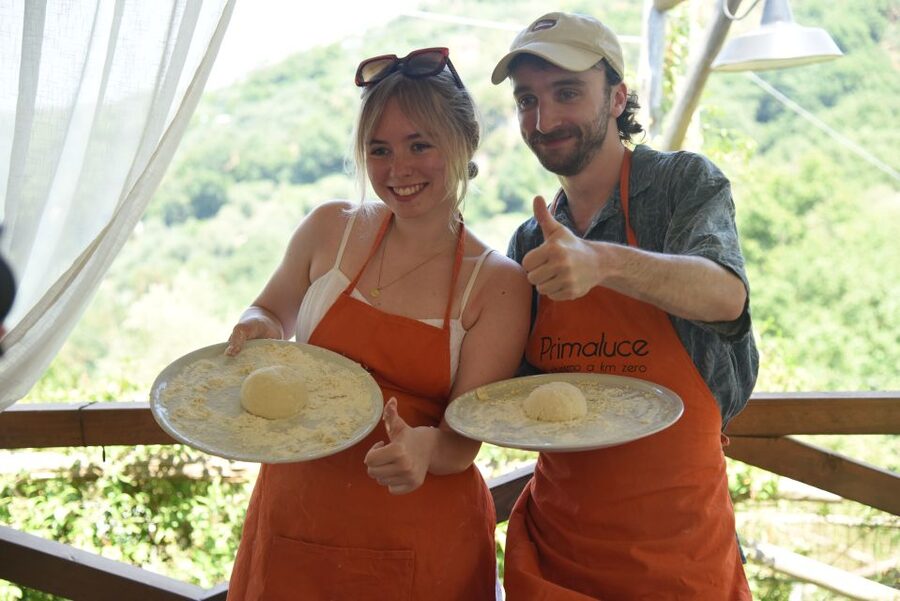 Sorrento: Pizza Lesson, Wine, and Limoncello at a Local Farm - Weather, comfort and practical limits