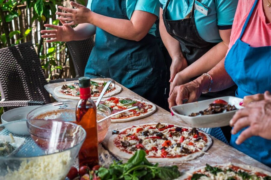 Sorrento: Pizza Making Class at Tirabusciò Cooking School - Should you book the pizza class?