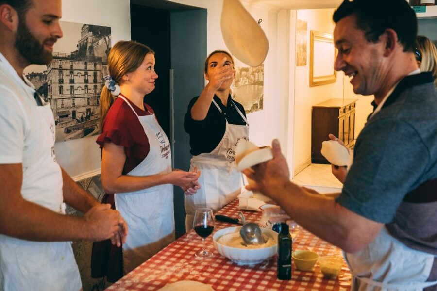 Sorrento: Pizza Making Class at Tirabusciò Cooking School - From Sorrento’s centre to the hillside school