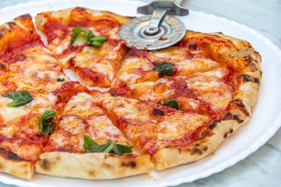 SORRENTO: Pizza School Mastering Neapolitan Delights - The Two-Hour Schedule and the Group