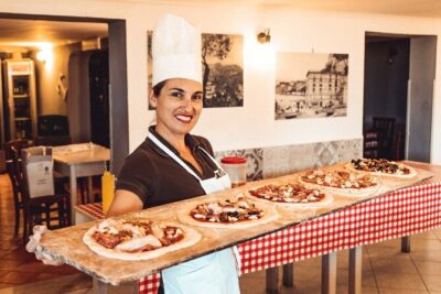 Toss, Bake, Cheers! – Sorrento Pizza Making Class with Wine