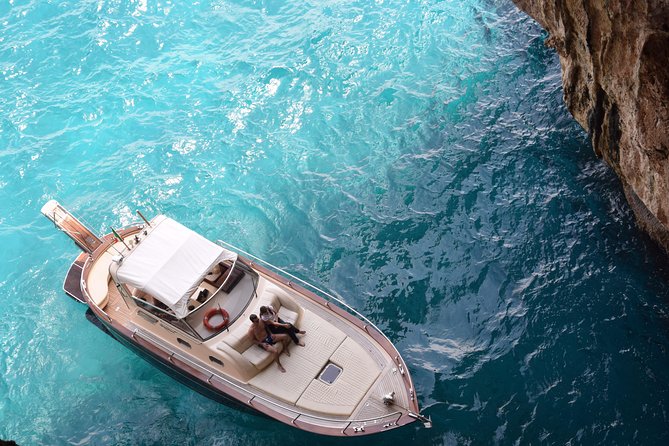 Very Small Group Capri Boat Excursion with Transfer from Positano - FAQ