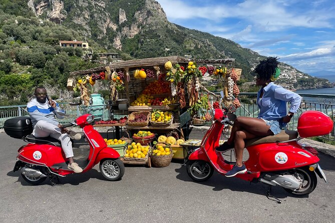 Vespa Tour of Amalfi Coast Positano and Ravello - Guides, photographs and the value of the day