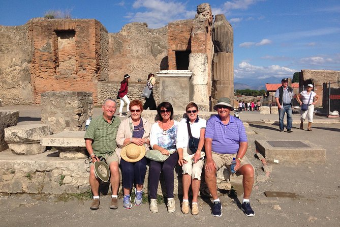 Visit in Pompeii - Pompeii Private Tour with Ada - Pompeii in two hours with Ada